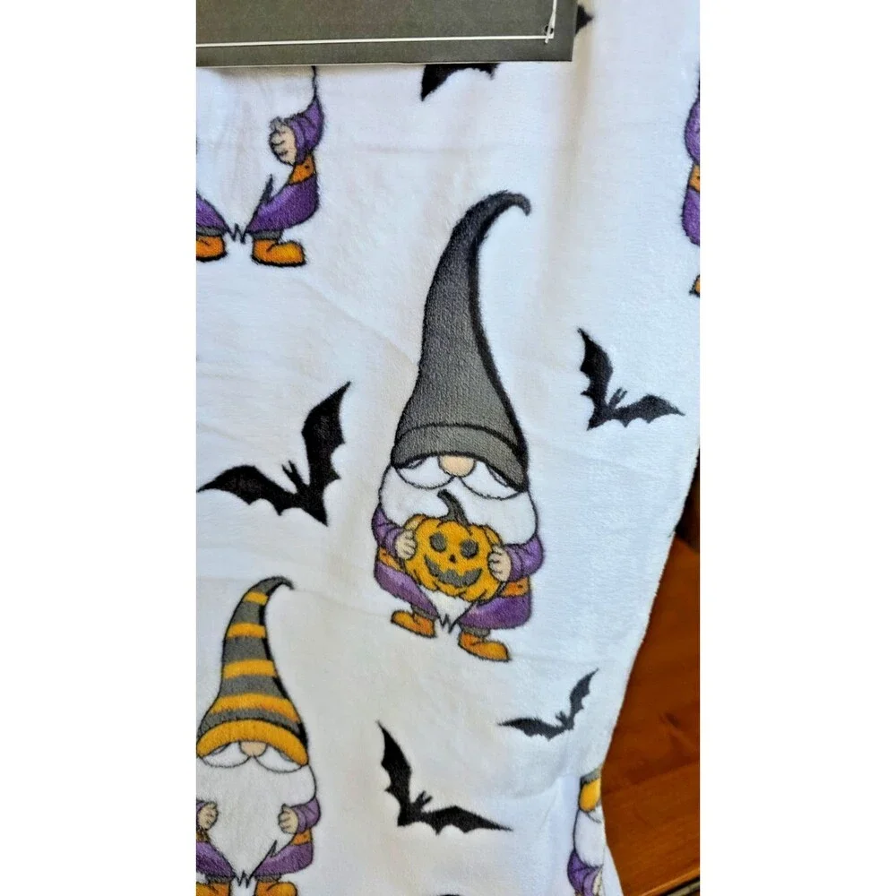 Halloween Oversized Plush Throw Blanket Gnomes, Pumpkins , Bats 50